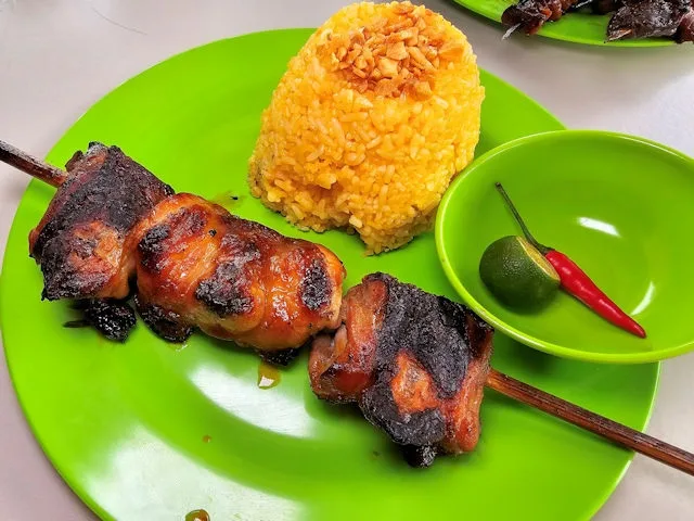 Aida’s Chicken · Manokan Country