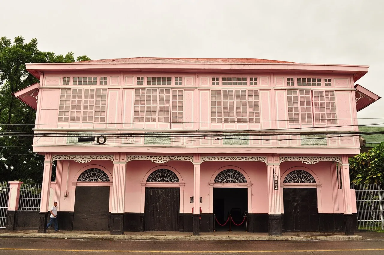Bernardino Jalandoni Museum