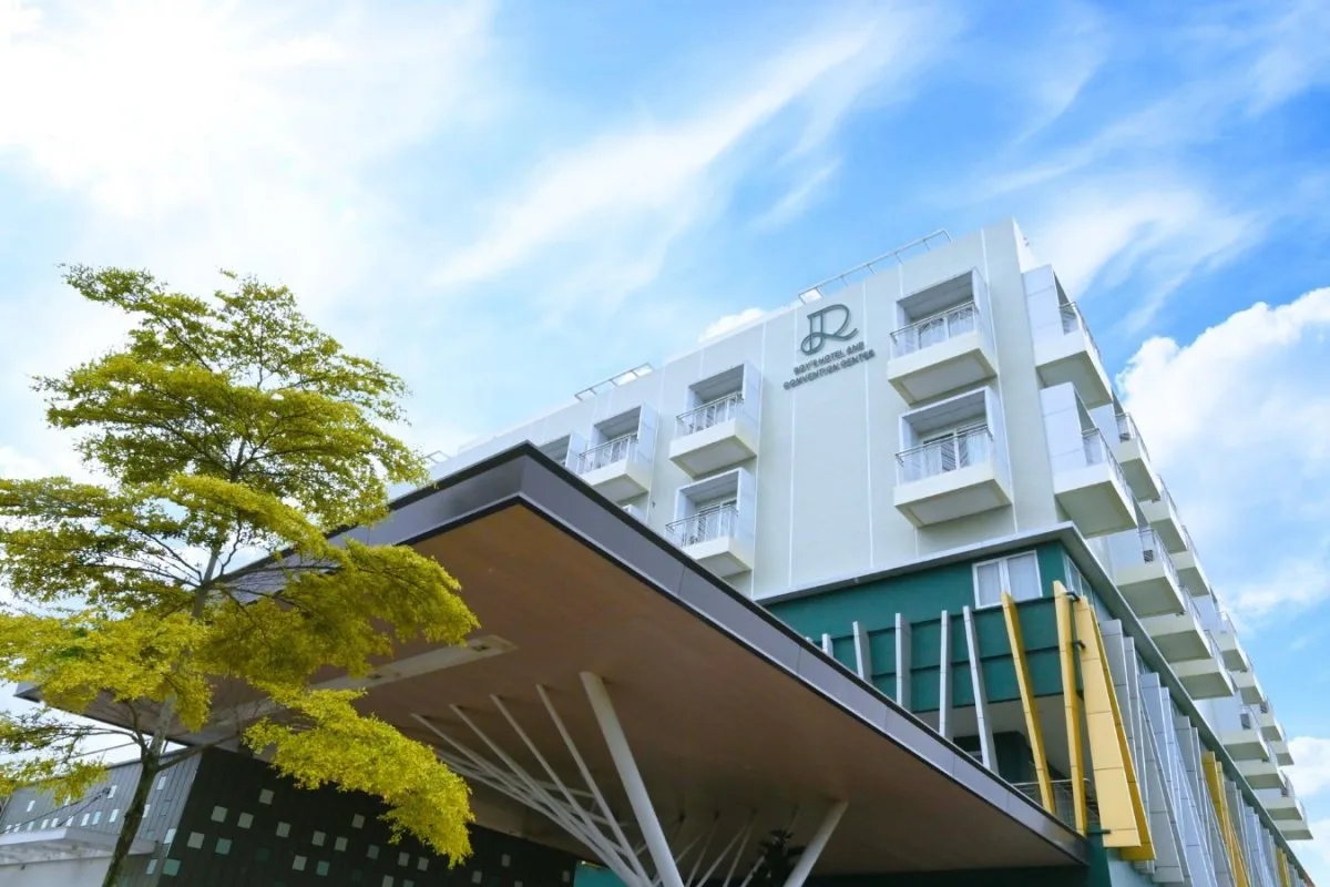 Roy’s Hotel & Convention Center