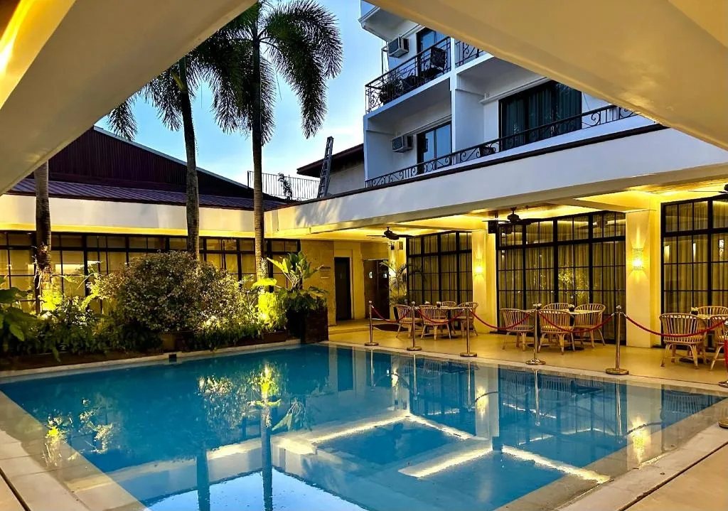 Sugarland Hotel